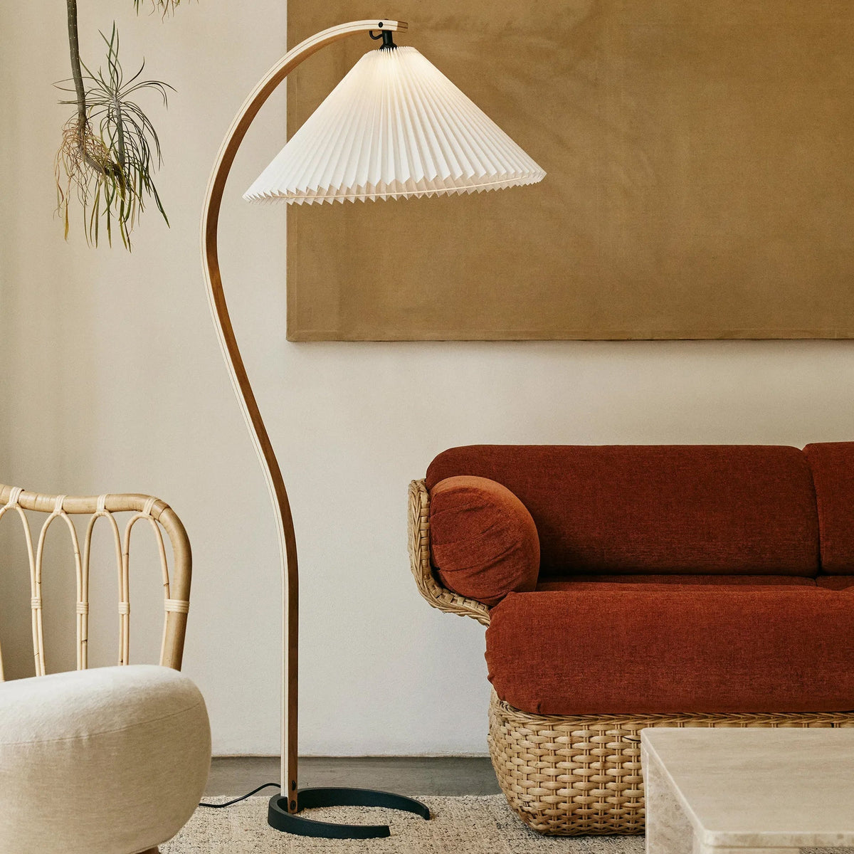 Contemporary Fabric Pleated Shade Floor Lamp 1-Light