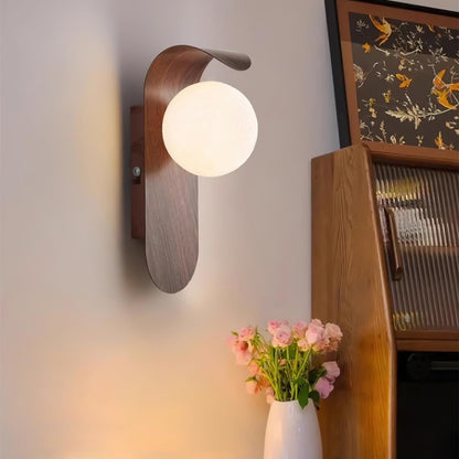 Scandinavian Wood Globe Wall Sconce LED 1-Light