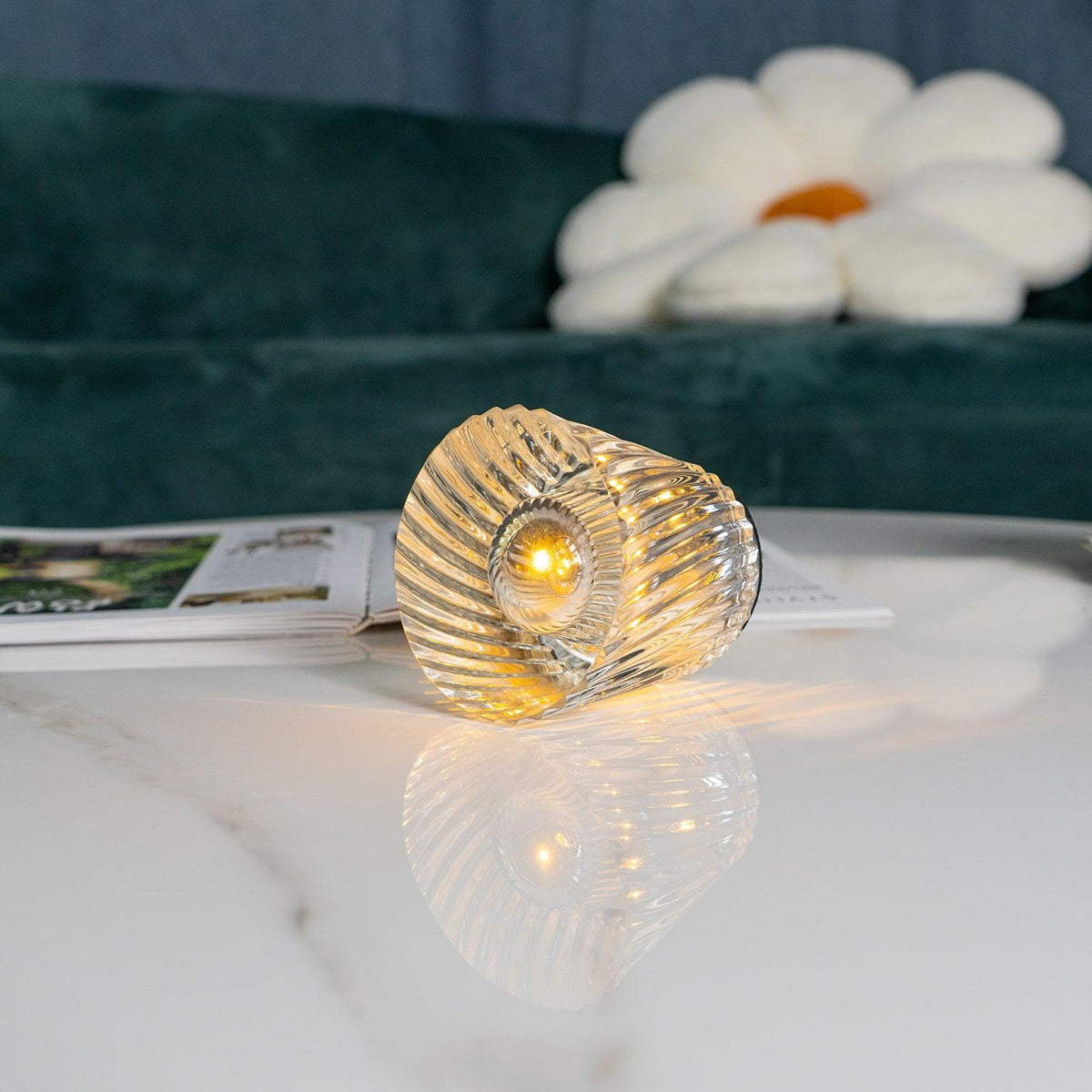 Contemporary Crystal Faceted Prism Table Lamp 1-Light