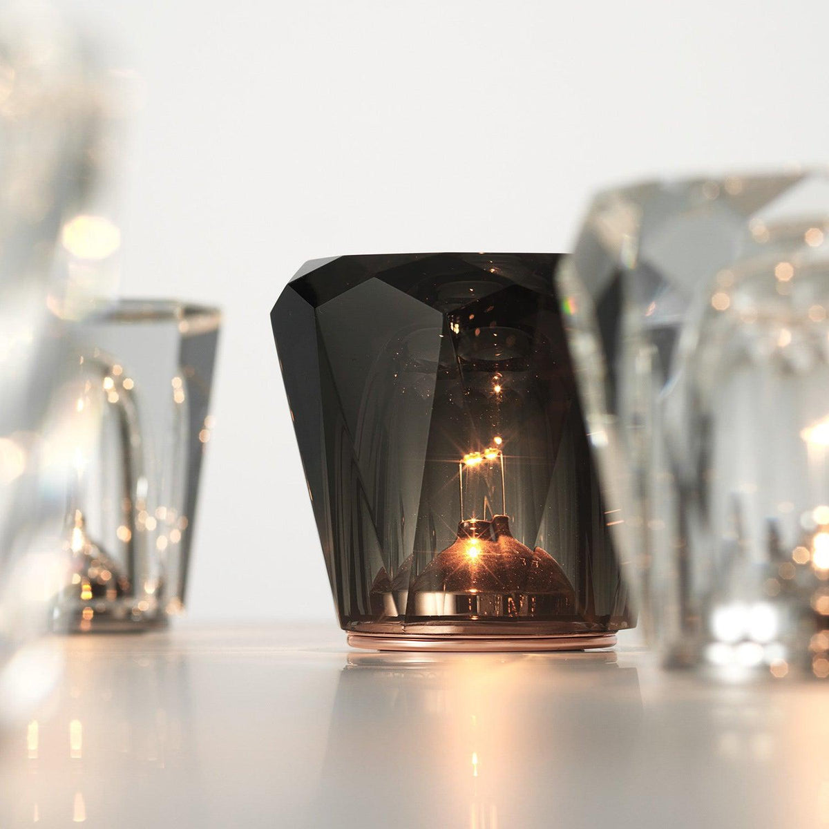 Contemporary Crystal Faceted Prism Table Lamp 1-Light