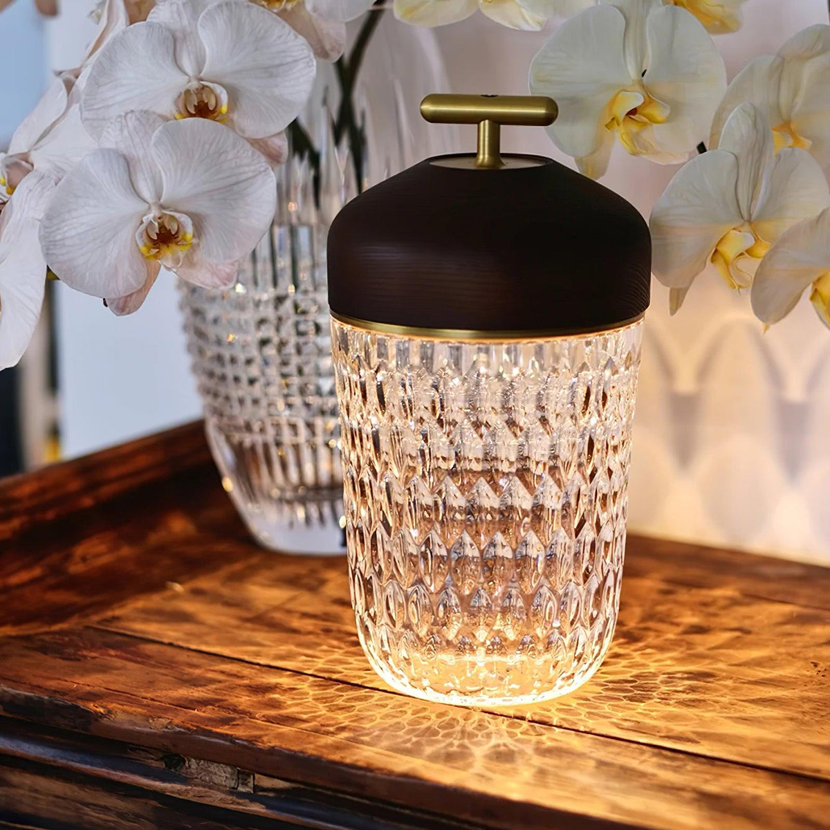 Contemporary Crystal Top Handle Table Lamp 1-Light
