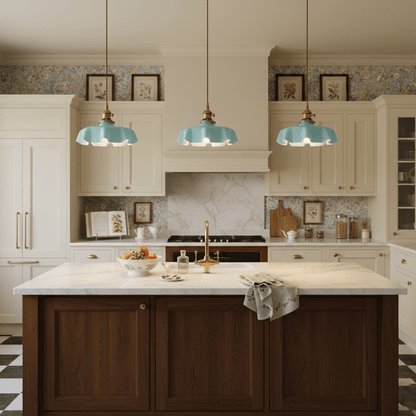 French-Inspired Ruffled Glass Brass Pendant Light 1-Light