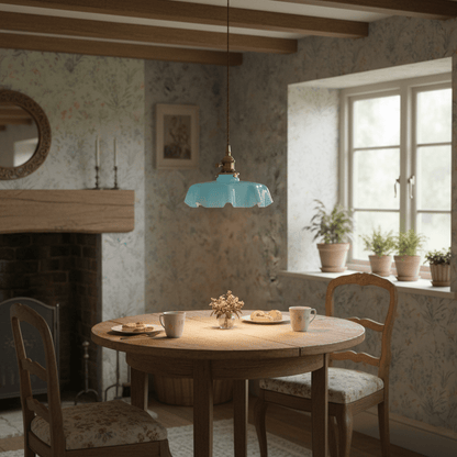 French-Inspired Ruffled Glass Brass Pendant Light 1-Light