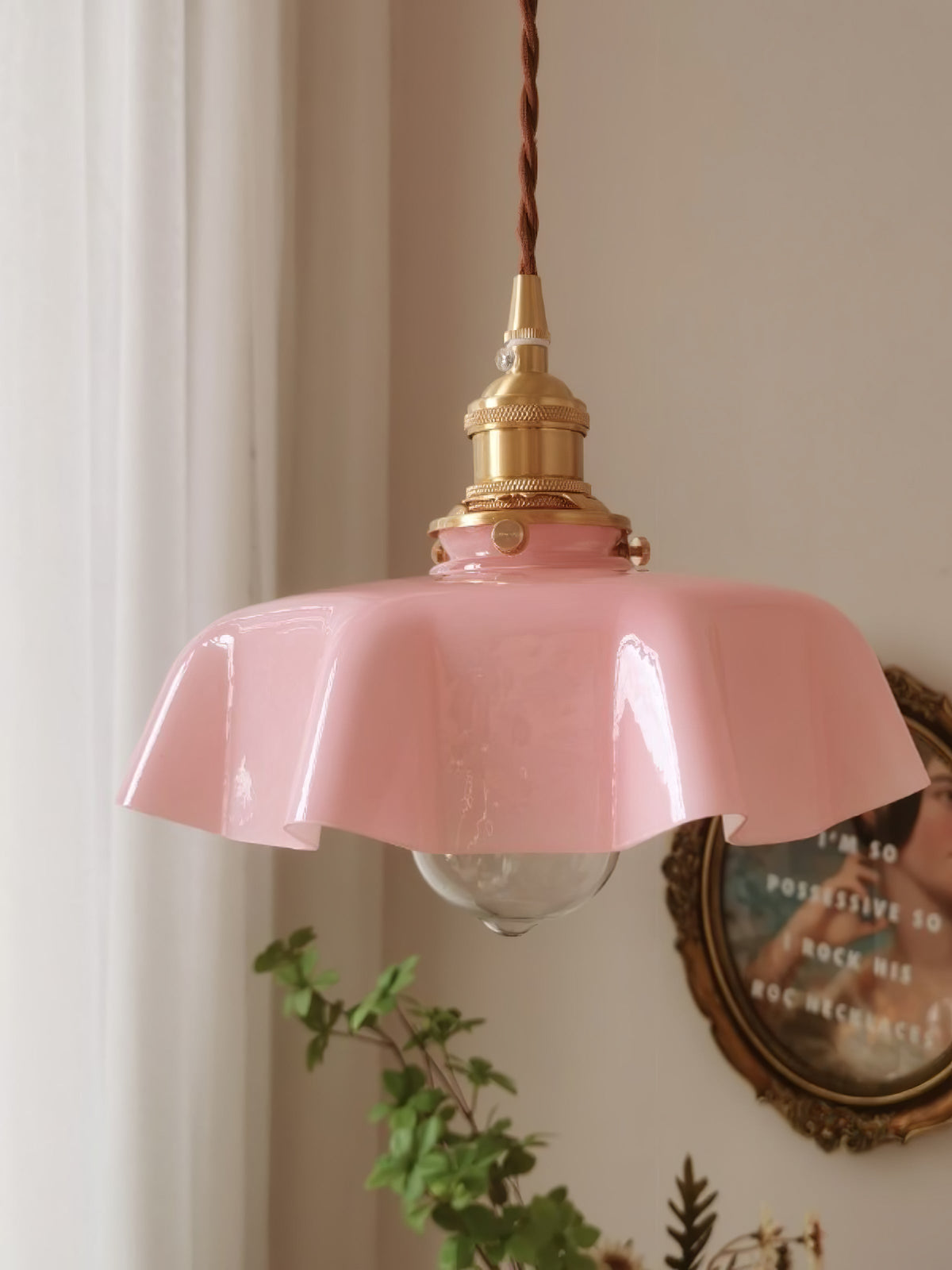French-Inspired Ruffled Glass Brass Pendant Light 1-Light
