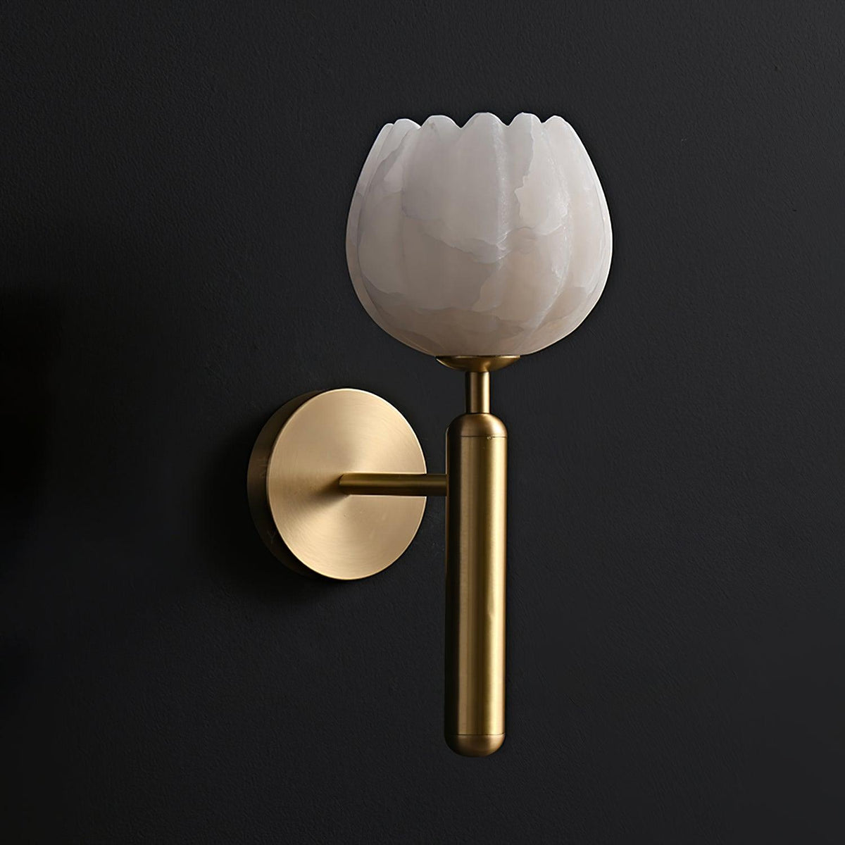 Contemporary Glass Round Backplate Wall Light 1-Light