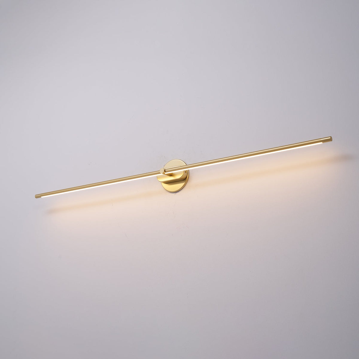 Minimalist Metal Linear Adjustable Wall Light 1-Light