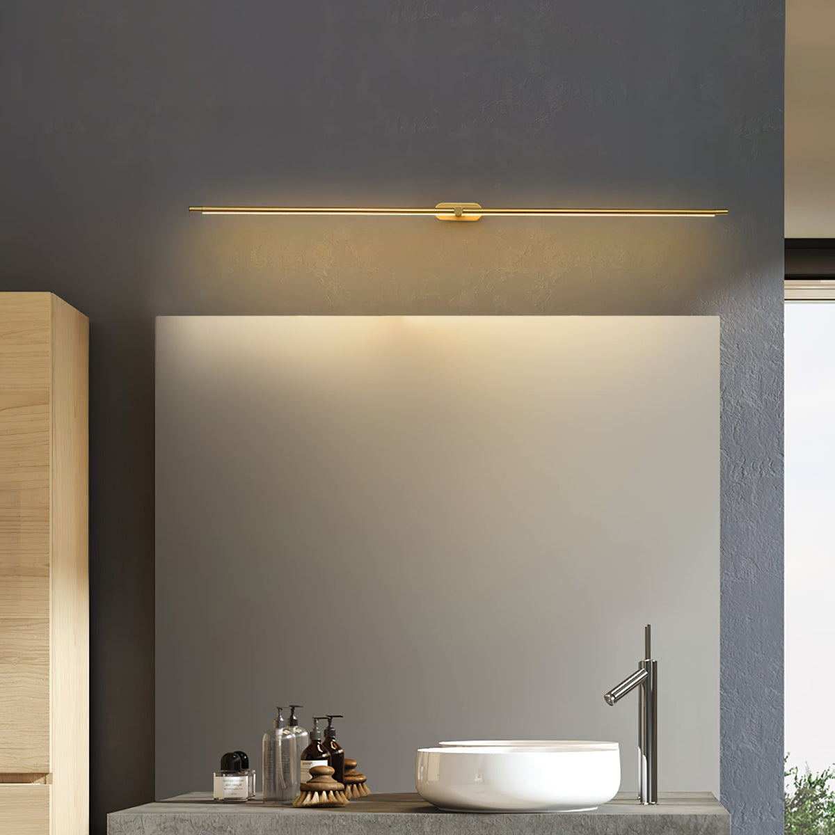 Minimalist Metal Linear Adjustable Wall Light 1-Light