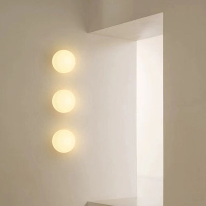 Modern Minimal Glass Globe Wall Sconce Lamp 1-Light