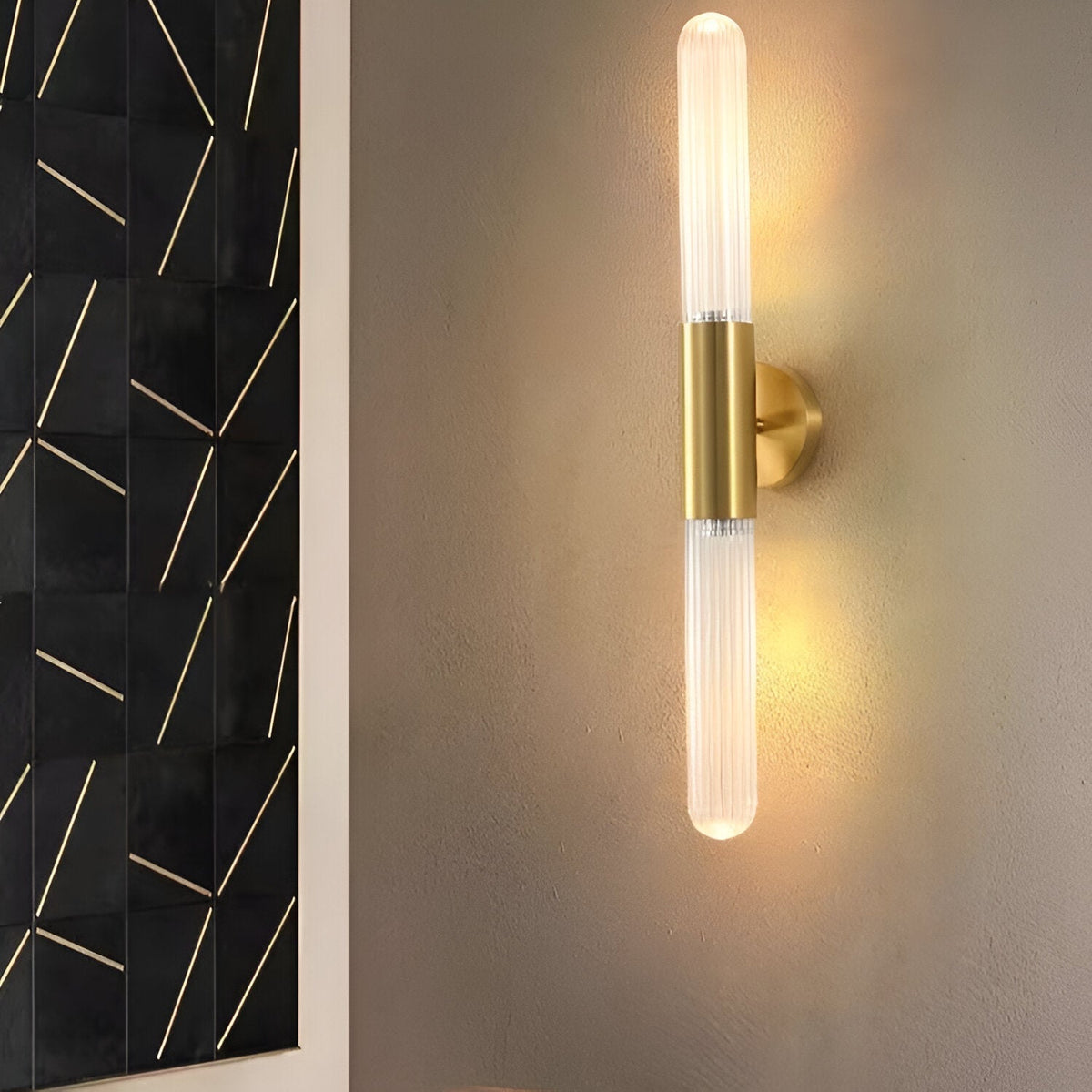Scandinavian Water-Ripple Glass Brass Wall Sconce LED 1-Light
