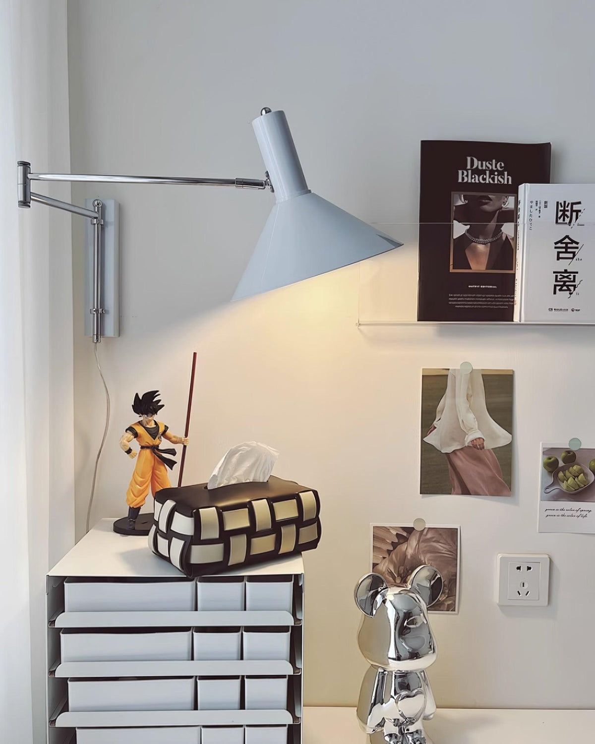 Contemporary Metal Cone Shade Wall Light 1-Light