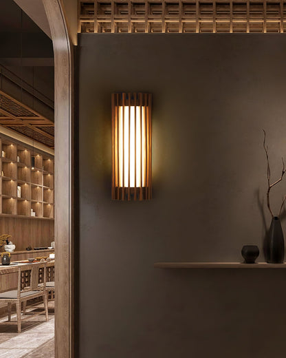 Contemporary Acrylic Vertical Linear Wall Light 1-Light