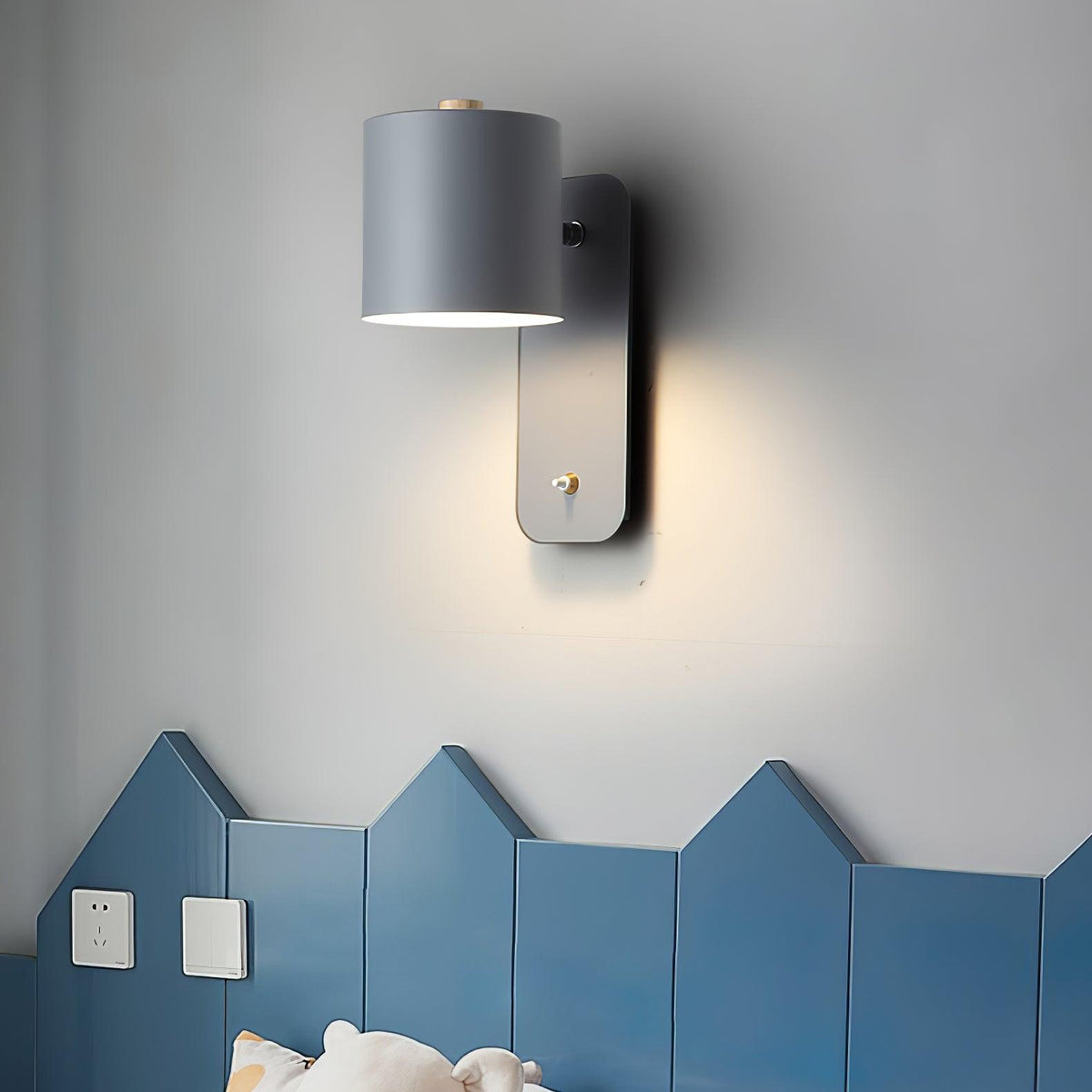 Contemporary Minimalist Rotatable Cylinder LED Wall Sconce 1-Light