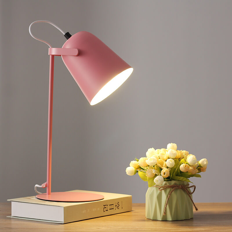 Scandinavian Metal Cone Table Lamp LED 1-light