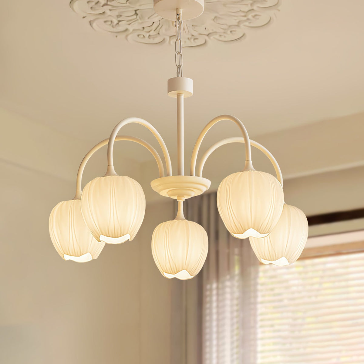 Contemporary Iron Curved Arms Chandelier 5-Light